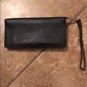 Coach leather wallet / Wristlet